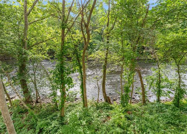 Property at 148 Bernon St #12, Woonsocket, RI 02895, 2 beds, 1 bath