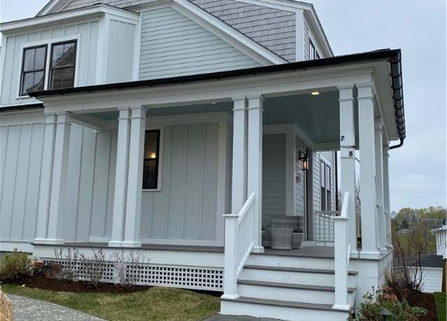 Property at 15 Castle St #7, East Greenwich, RI 02818, 2 beds, 1 bath