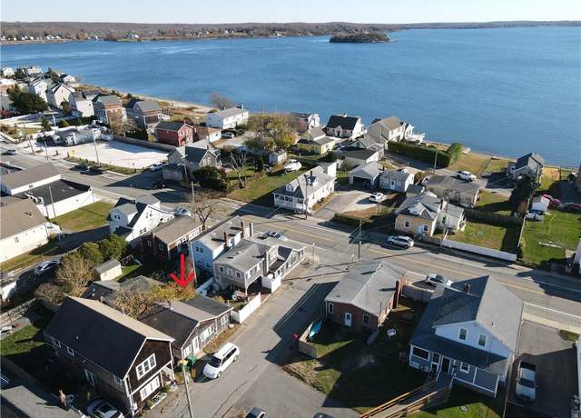 Property at 9 Island Ave, Portsmouth, RI 02871, 2 beds, 1 bath