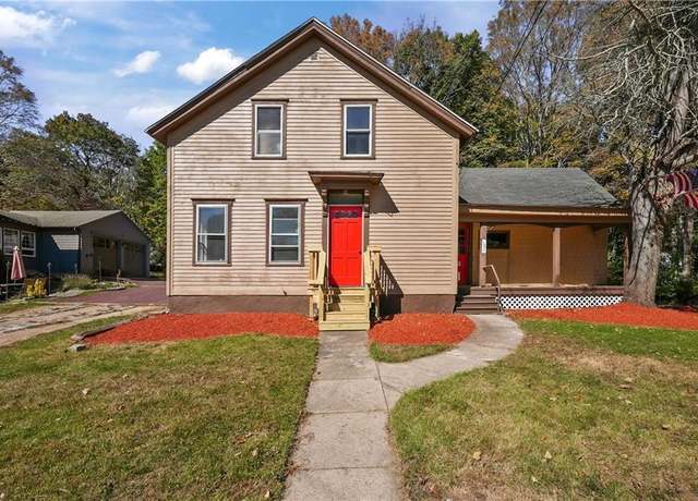 Property at 130 Main St, Scituate, RI 02831, 3 beds, 1.5 baths