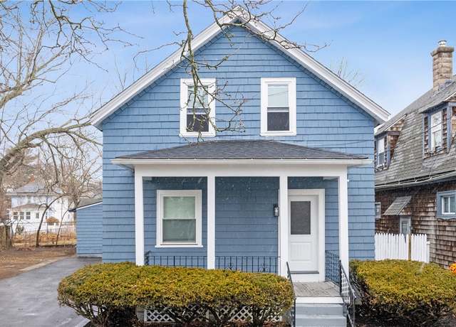 Property at 307 Smith St, Cranston, RI 02905, 4 beds, 1.5 baths