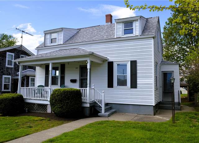 Property at 153 Mt Hope Ave, Bristol, RI 02809, 2 beds, 1 bath