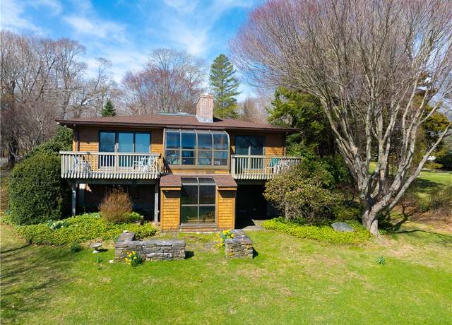 Property at 12 Easterly Way, Jamestown, RI 02835, 2 beds, 2 baths
