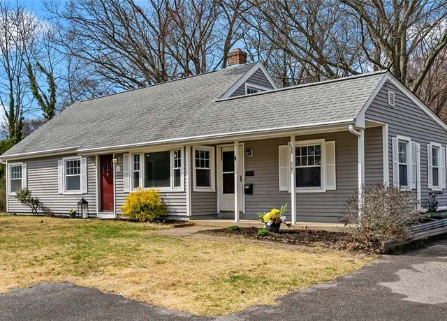 Property at 4 Sherbrooke Rd, Barrington, RI 02806, 4 beds, 1.5 baths