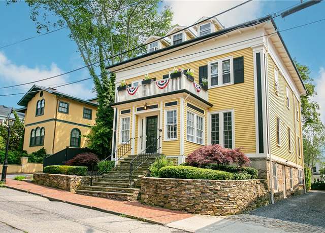 Property at 75 Pelham St Unit A, Newport, RI 02840, 1 bed, 1 bath