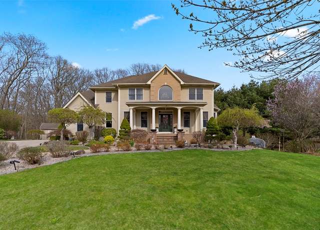 Property at 174 Windmill Dr, South Kingstown, RI 02879, 4 beds, 4.5 baths