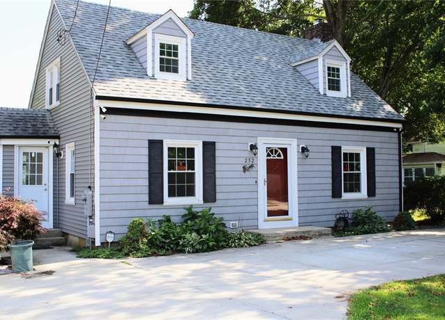Property at 252 South Main St, Coventry, RI 02816, 2 beds, 2 baths