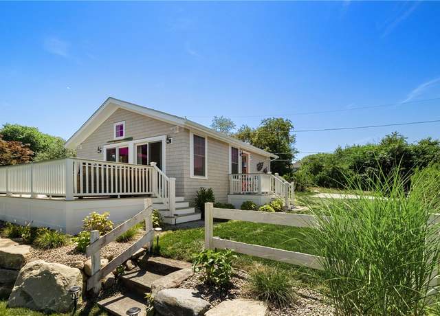 Property at 17 Goose Island Rd, Narragansett, RI 02882, 1 bed, 1 bath