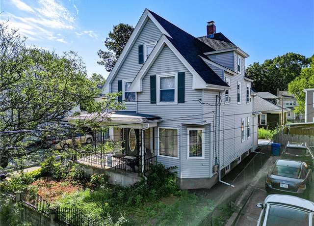 Property at 136 Massachusetts Ave, Providence, RI 02905, 7 beds, 2 baths