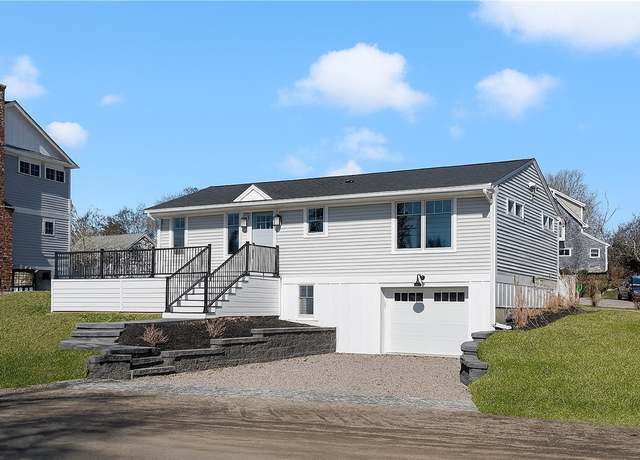 Property at 9 Stedman Rd, South Kingstown, RI 02879, 2 beds, 2.5 baths