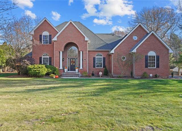 Property at 90 Bailey Blvd, East Greenwich, RI 02818, 4 beds, 4 baths