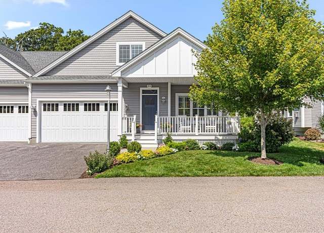 Property at 204 Wickford Ct #31, North Kingstown, RI 02852, 2 beds, 2.5 baths