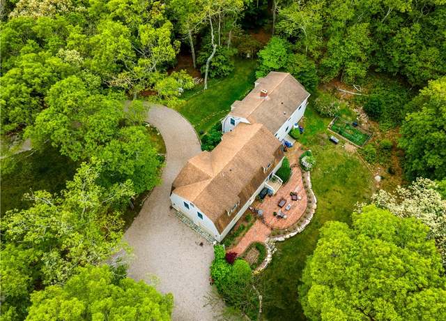 Property at 183 E Gravelly Hill Rd, South Kingstown, RI 02879, 4 beds, 3 baths