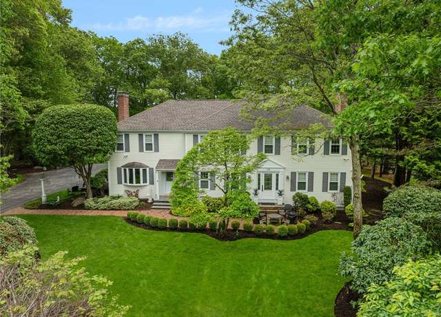 Property at 120 Fox Run, East Greenwich, RI 02818, 5 beds, 5 baths
