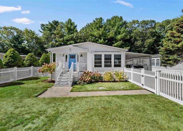Property at 165 Little Pond Rd, South Kingstown, RI 02879, 2 beds, 2 baths