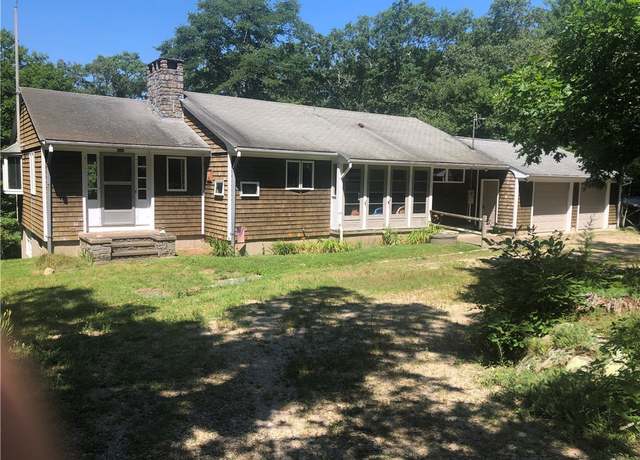 Property at 1696 Ministerial Rd, South Kingstown, RI 02879, 3 beds, 1.5 baths