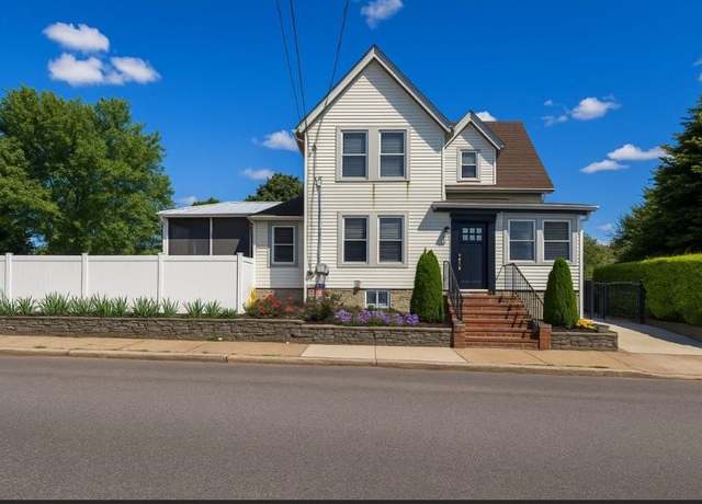 Property at 454 Union Ave, Providence, RI 02909, 4 beds, 3 baths