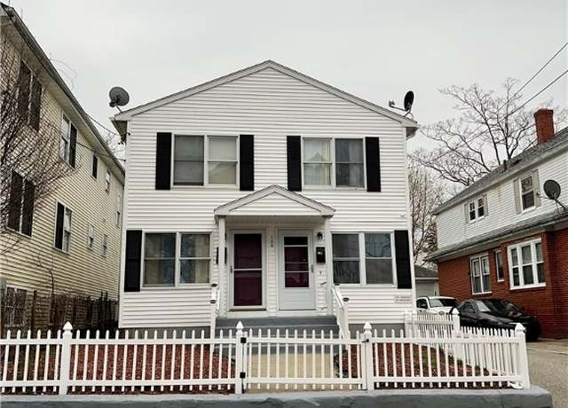 Property at 108 Yorkshire St, Providence, RI 02908, 4 beds, 3 baths