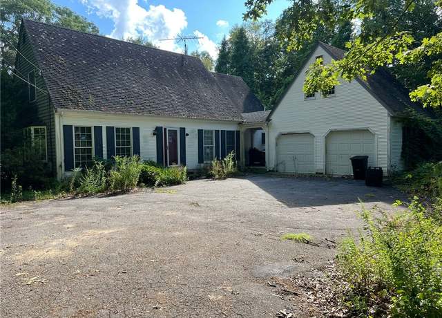 Property at 1224 Hartford Pike Pike, Scituate, RI 02857, 4 beds, 2.5 baths