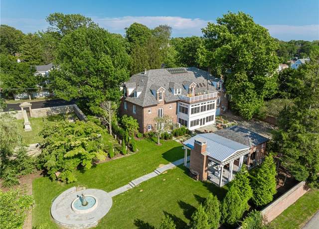 Property at 63 Coggeshall Ave, Newport, RI 02840, 6 beds, 8 baths