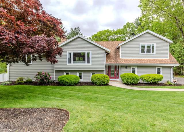 Property at 3 Blue Spruce Dr, Coventry, RI 02816, 3 beds, 3 baths