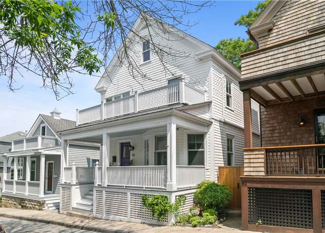 Property at 60 Prospect Hill St, Newport, RI 02840, 4 beds, 3.5 baths
