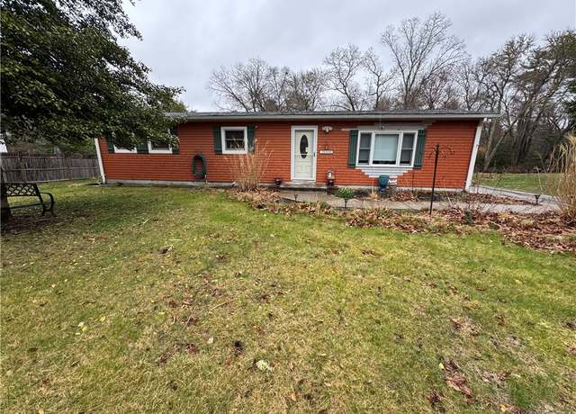 Property at 3784 So County Trail Trl, Richmond, RI 02892, 3 beds, 1 bath