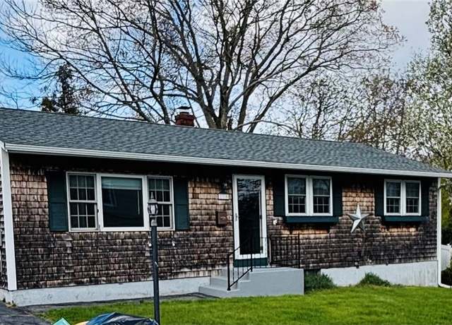 Property at 110 Fir Ave, Tiverton, RI 02878, 3 beds, 1 bath