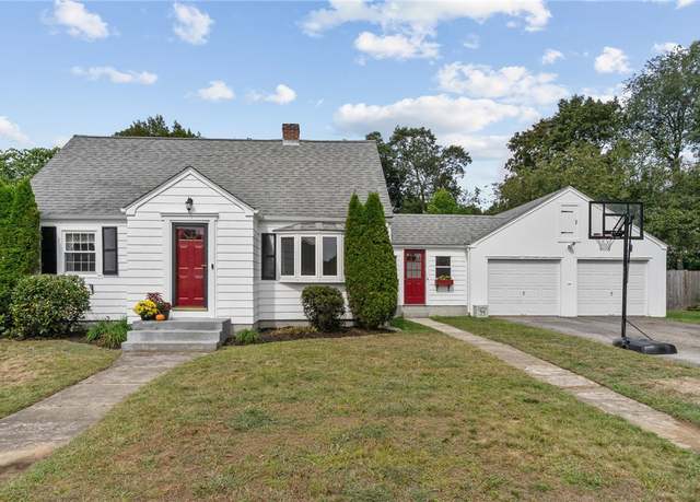 Property at 10 Calista St, Smithfield, RI 02828, 3 beds, 1.5 baths