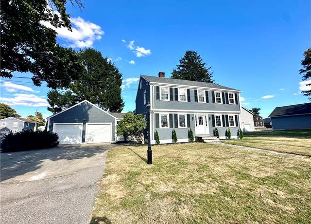 Property at 426 Metacom Ave, Bristol, RI 02809, 4 beds, 2 baths