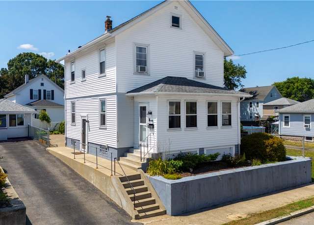 Property at 169 Wilmarth Ave, East Providence, RI 02914, 3 beds, 1.5 baths