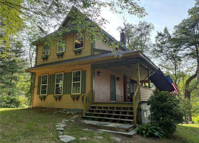 Property at 40 Anthony Rd, Foster, RI 02825, 2 beds, 1.5 baths