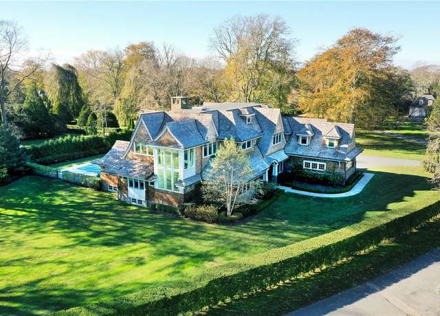 Property at 10 Ocean Lawn Ln, Newport, RI 02840, 8 beds, 9.5 baths