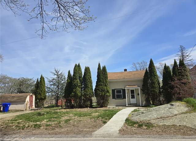 Property at 25 Wilson St, West Warwick, RI 02893, 2 beds, 1 bath
