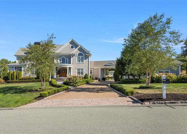 Property at 95 Devin Dr, Portsmouth, RI 02871, 4 beds, 3.5 baths