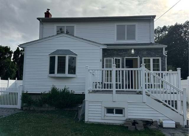 Property at 539 Tidewater Dr, Warwick, RI 02889, 3 beds, 2 baths