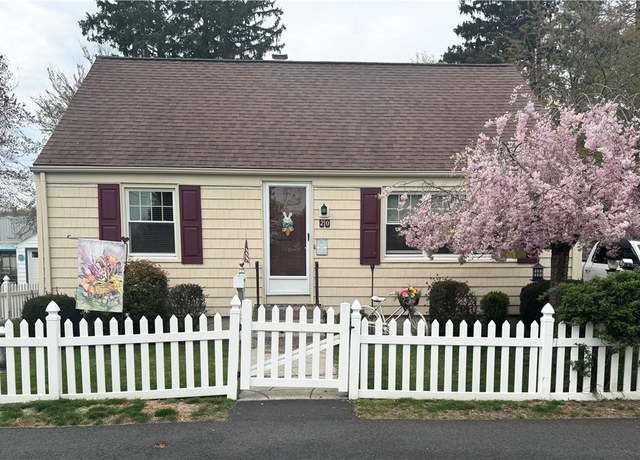 Property at 20 Pleasant St, Lincoln, RI 02865, 3 beds, 2 baths