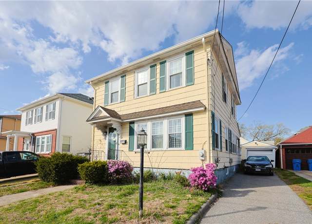 Property at 41 Melrose St, Cranston, RI 02910, 3 beds, 1.5 baths