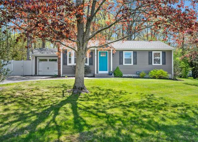 Property at 41 Crestwood Ct, Cumberland, RI 02864, 3 beds, 2 baths