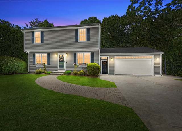 Property at 3 Sandy Ln, Bristol, RI 02809, 3 beds, 2.5 baths