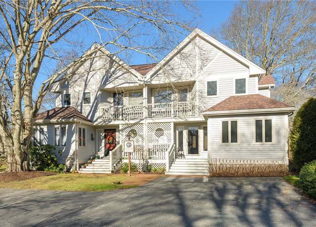 Property at 15 Hammersmith Rd Unit 31A, Newport, RI 02840, 2 beds, 2.5 baths
