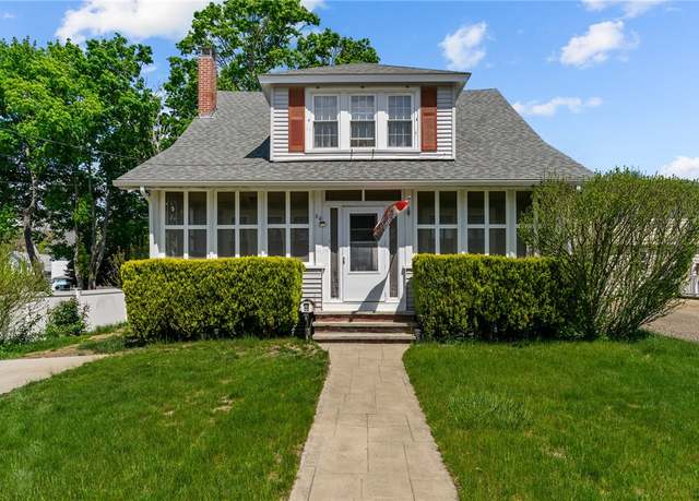Property at 64 Dyer Ave, East Providence, RI 02915, 4 beds, 1.5 baths