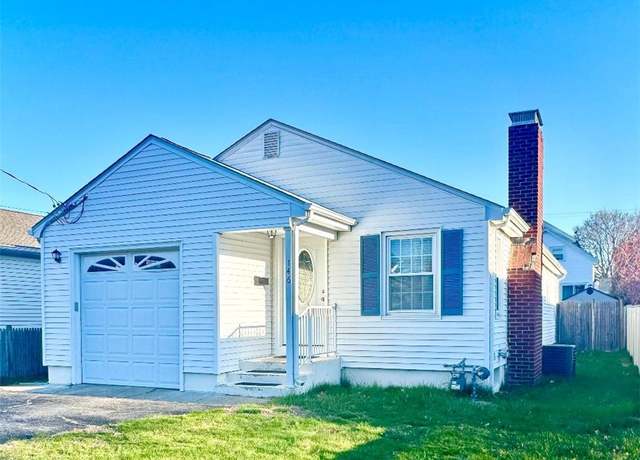 Property at 146 Saratoga Ave, Pawtucket, RI 02861, 3 beds, 1 bath