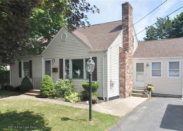 Property at 62 Stone Ave, Warwick, RI 02889, 4 beds, 1 bath