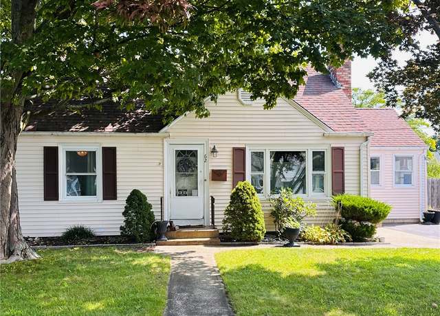 Property at 62 Stone Ave, Warwick, RI 02889, 4 beds, 1 bath