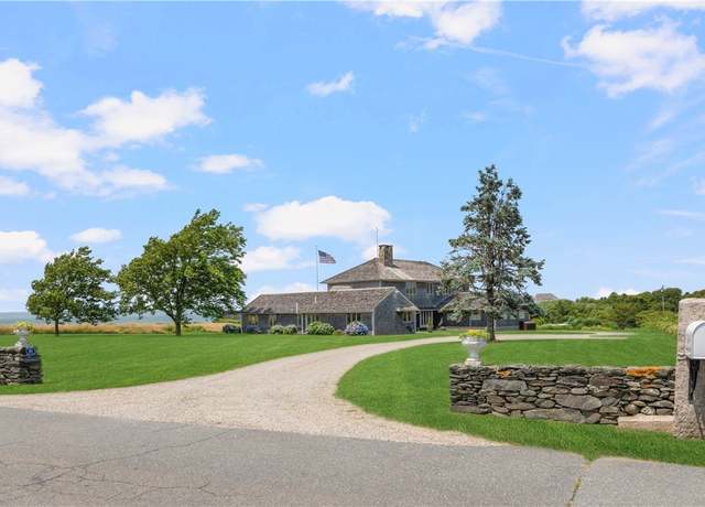 Property at 61 Bailey's Ledge Rd, Little Compton, RI 02837, 3 beds, 3.5 baths