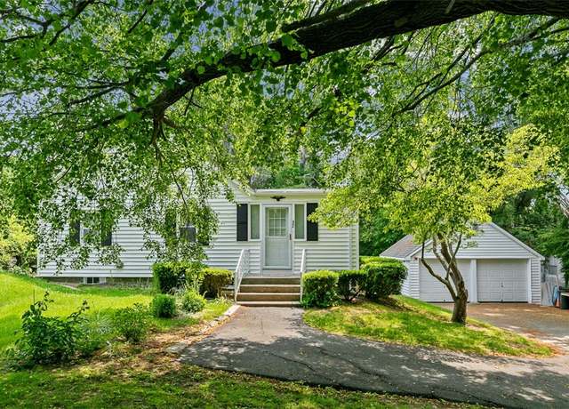 Property at 52 Hedly St, Portsmouth, RI 02871, 2 beds, 1 bath