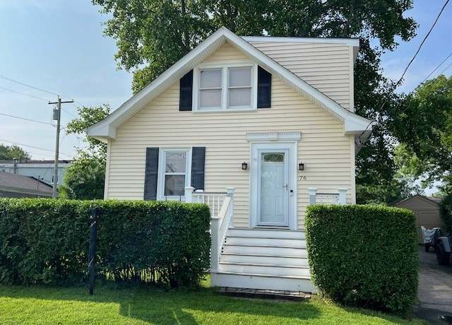 Property at 76 Garfield St, Newport, RI 02840, 2 beds, 2 baths