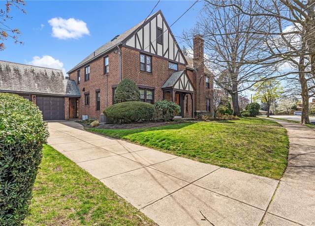 Property at 70 Dryden Ave, Pawtucket, RI 02860, 4 beds, 2.5 baths