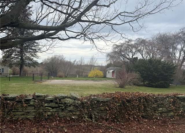 Property at 249 Middle Rd, Portsmouth, RI 02871